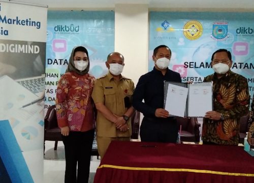 Penandatanganan MoU Perkuliahan Digital Marketing Asosiasi Digital Marketing Indonesia-Universitas Pamulang